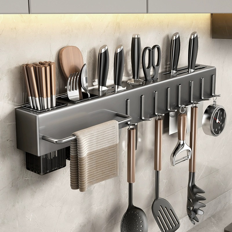 Commercial Kitchen Knife Holder - 多機能壁掛けキッチン収納ラック、頑丈な炭素鋼製ナイフホルダー、フック付きナイフ収納ラック、穴あけ不要の設置、家庭やレストランでのナイフ、カトラリー、まな板の収納、省スペース